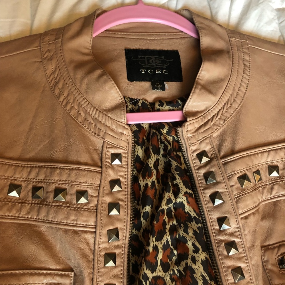 Jacket - Picture 2 of 4